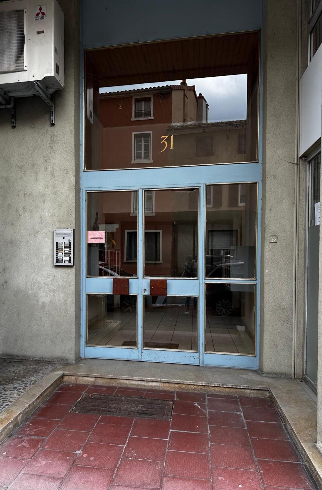 Charmant Appartement T1 Macon Luaran gambar